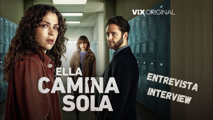 Ella Camina Sola